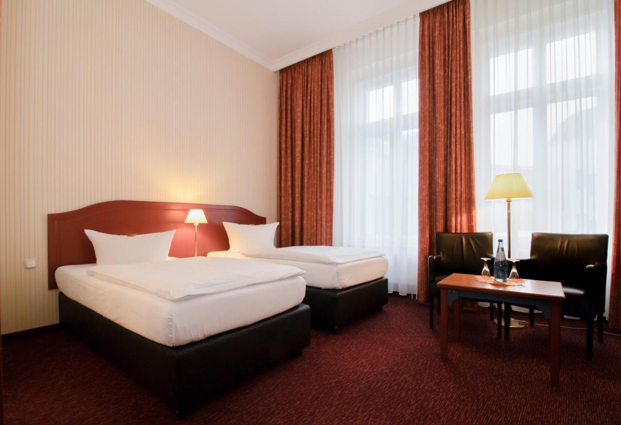Akzent Hotel Am Goldenen Strauss Görlitz Buitenkant foto