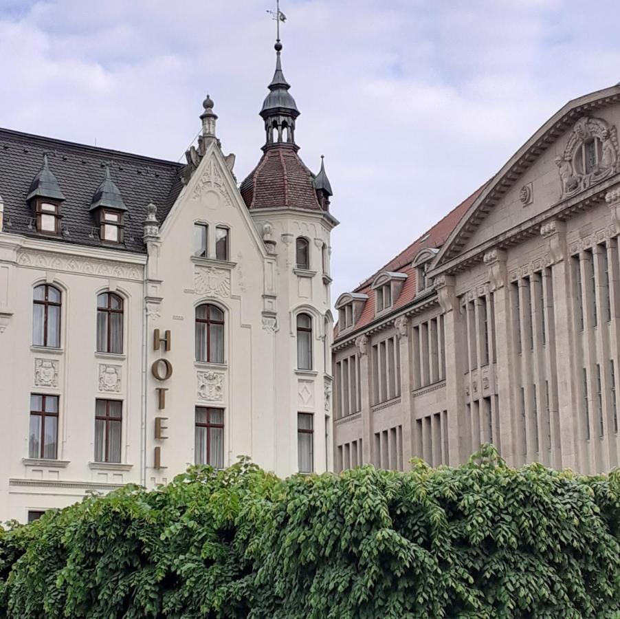 Akzent Hotel Am Goldenen Strauss Görlitz Buitenkant foto