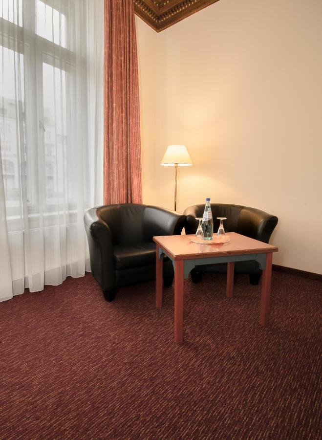 Akzent Hotel Am Goldenen Strauss Görlitz Buitenkant foto