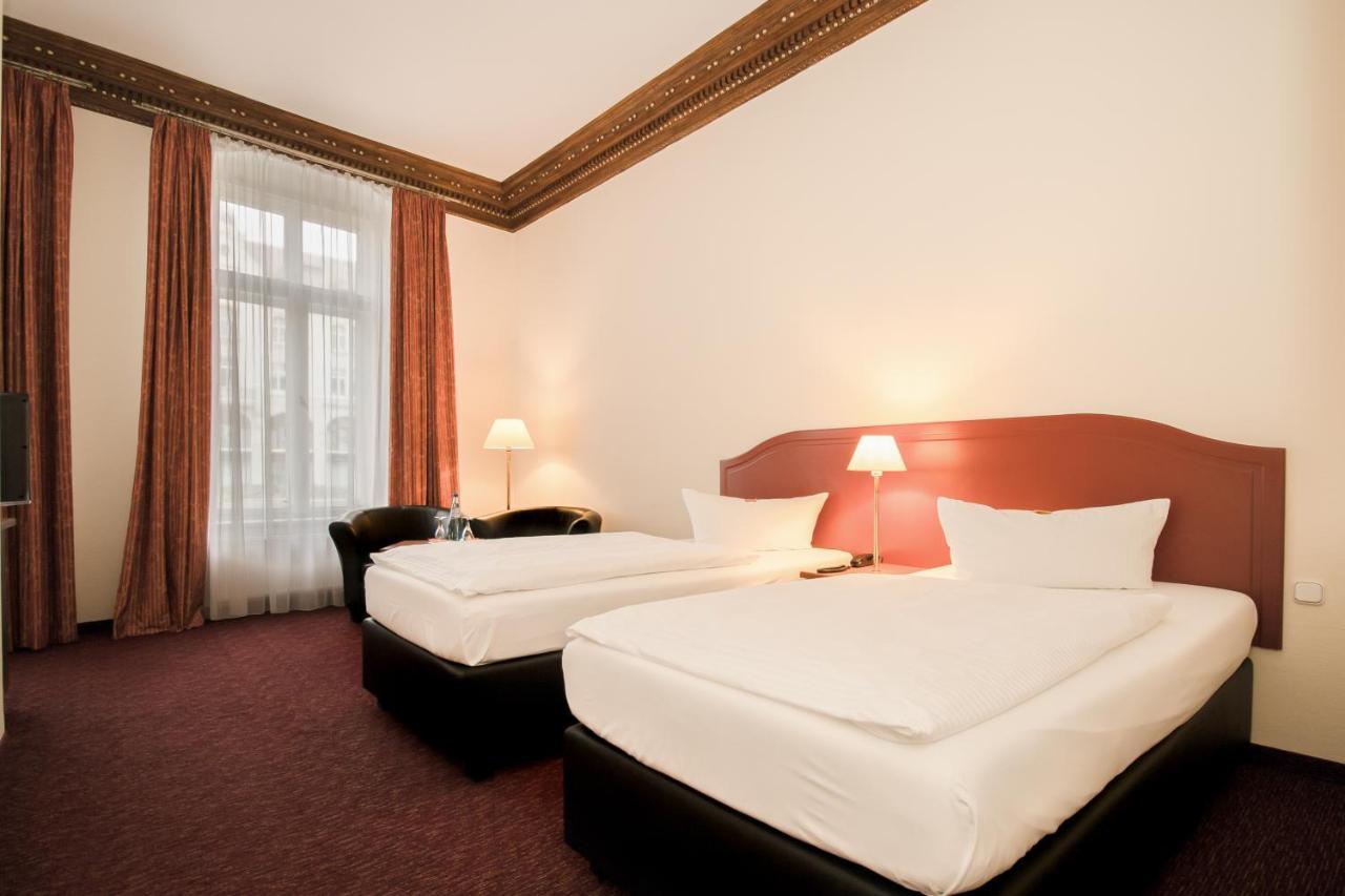 Akzent Hotel Am Goldenen Strauss Görlitz Buitenkant foto