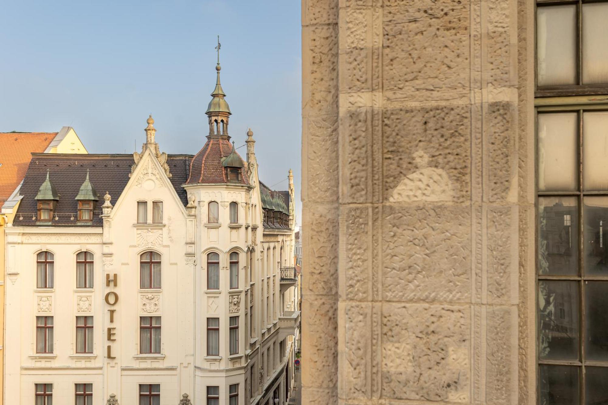 Akzent Hotel Am Goldenen Strauss Görlitz Buitenkant foto