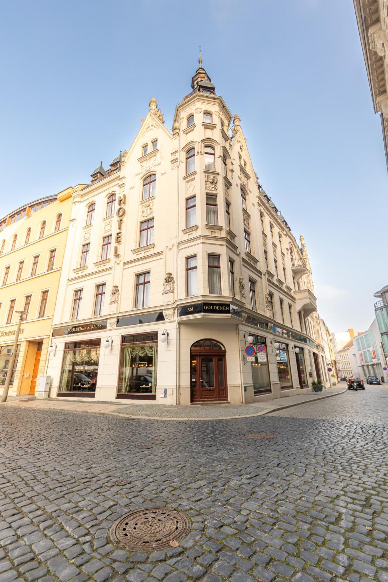 Akzent Hotel Am Goldenen Strauss Görlitz Buitenkant foto
