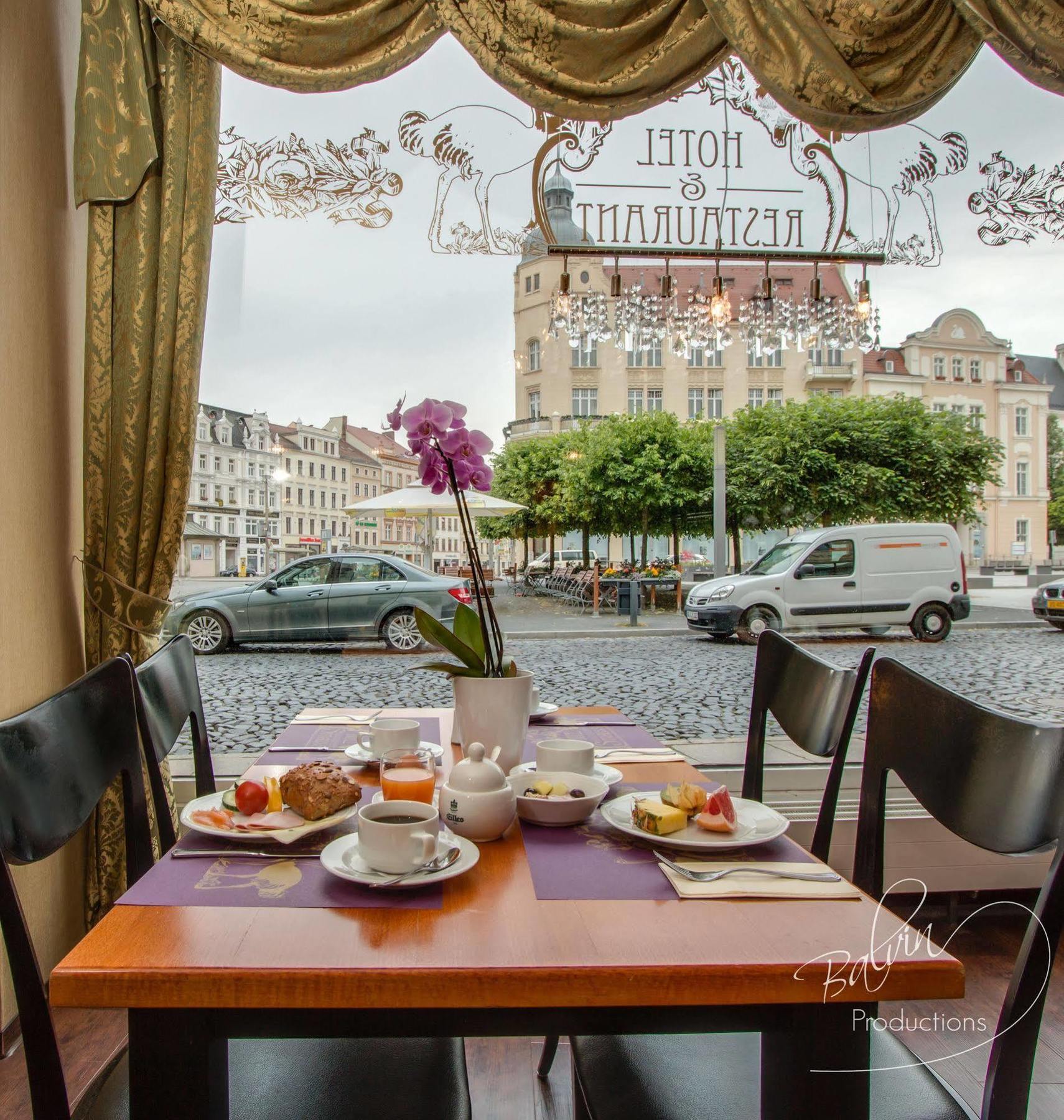 Akzent Hotel Am Goldenen Strauss Görlitz Buitenkant foto
