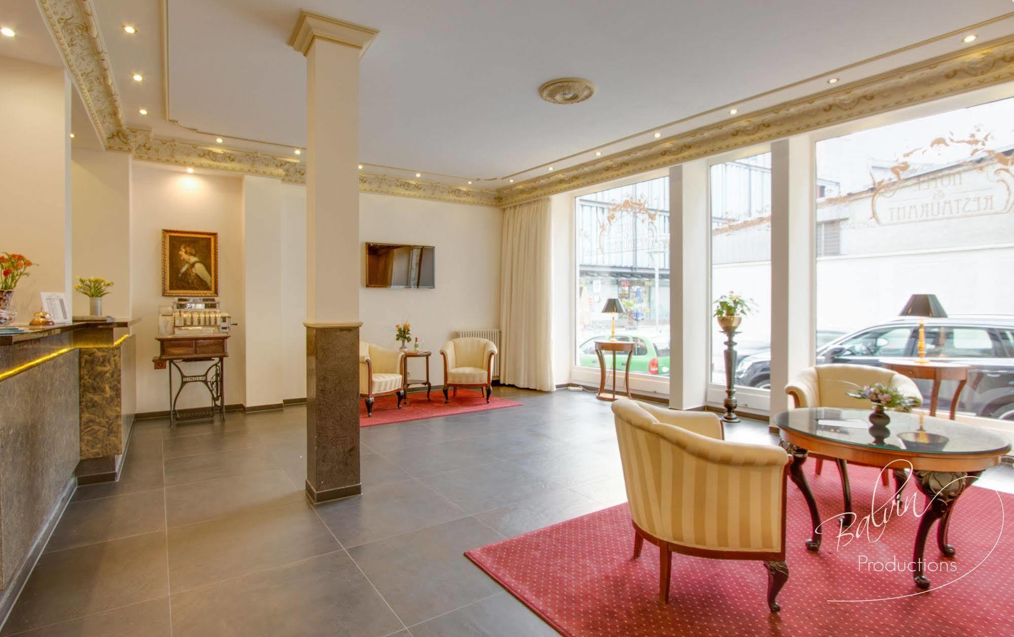 Akzent Hotel Am Goldenen Strauss Görlitz Buitenkant foto